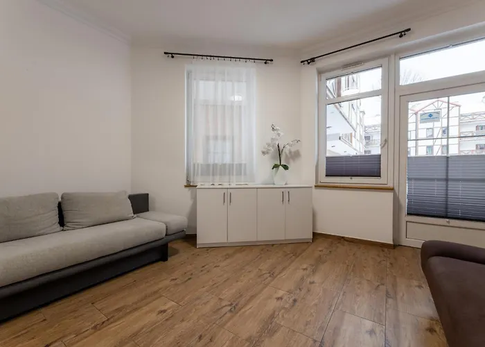 2 Pokojowy Διαμέρισμα *